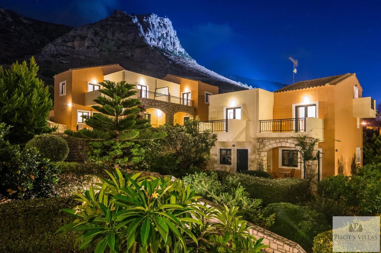 Pilot'S Villas Luxury Suites 헐소니소스 외부 사진
