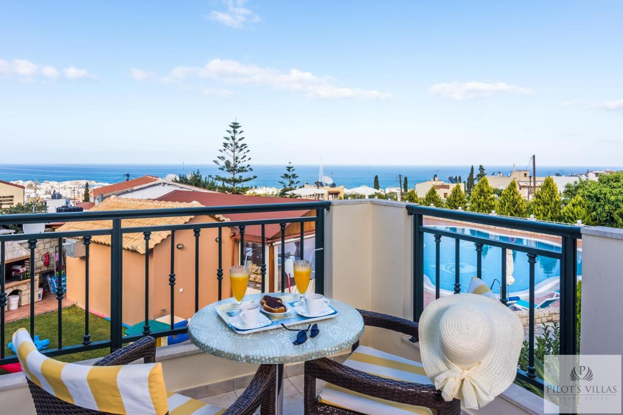 Pilot'S Villas Luxury Suites 헐소니소스 외부 사진
