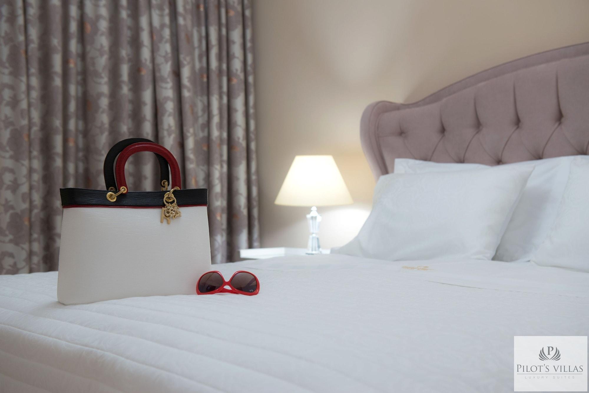 Pilot'S Villas Luxury Suites 헐소니소스 외부 사진